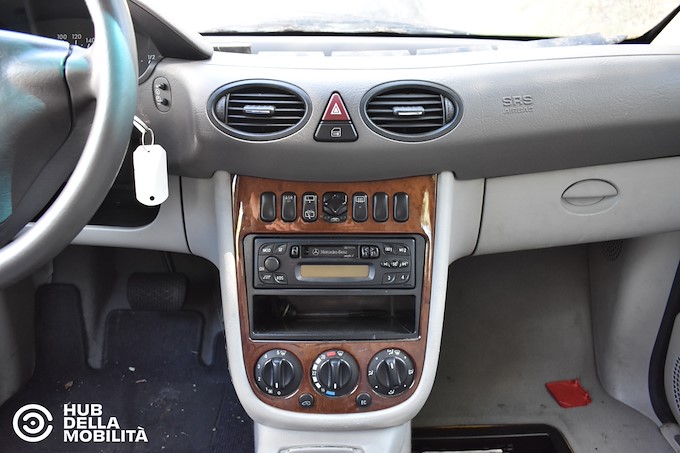 MERCEDES-BENZ 170 CDI ELEGANCE